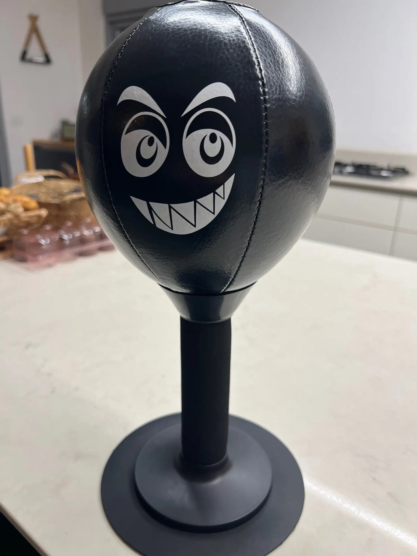 Portable Suction Punching Ball – Mini Combat Trainer You Can Mount Almost Anywhere